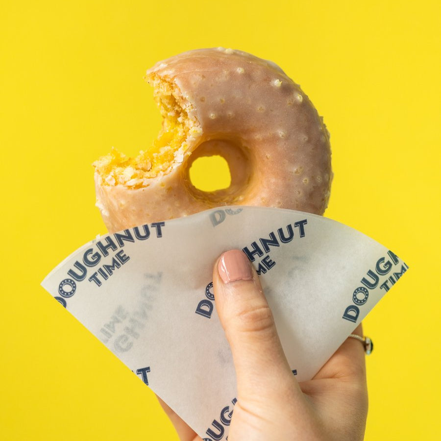 "Baked Afternoon Tea" gluten-friendly cake doughnut gift box