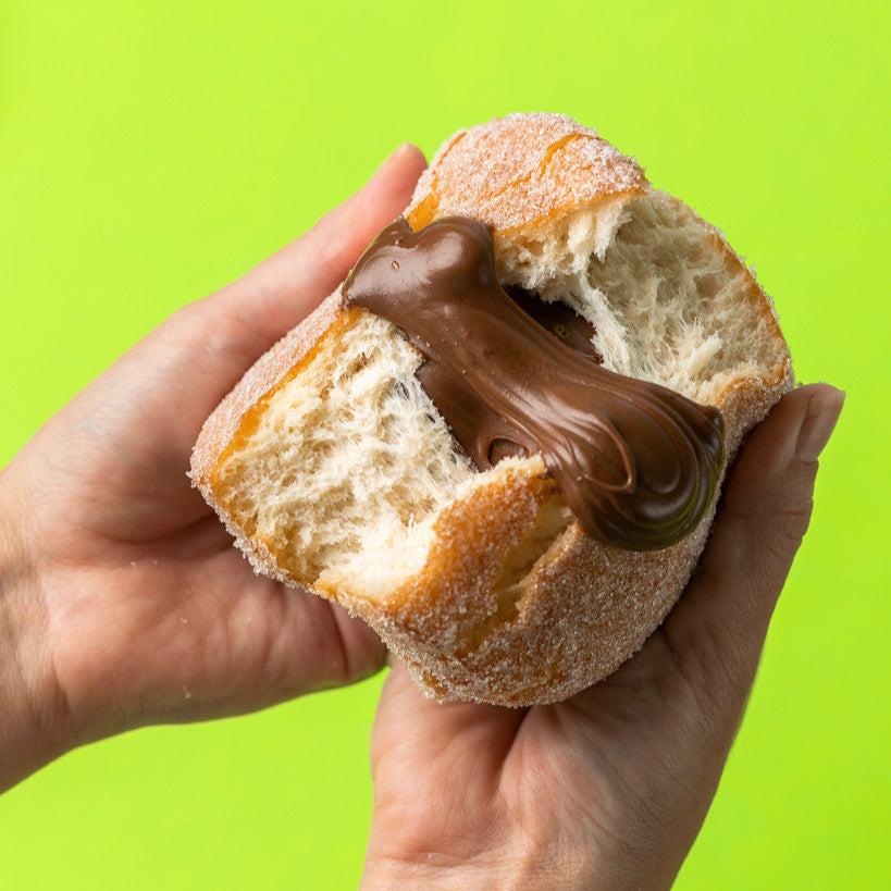 "Chocoholics" doughnut gift box