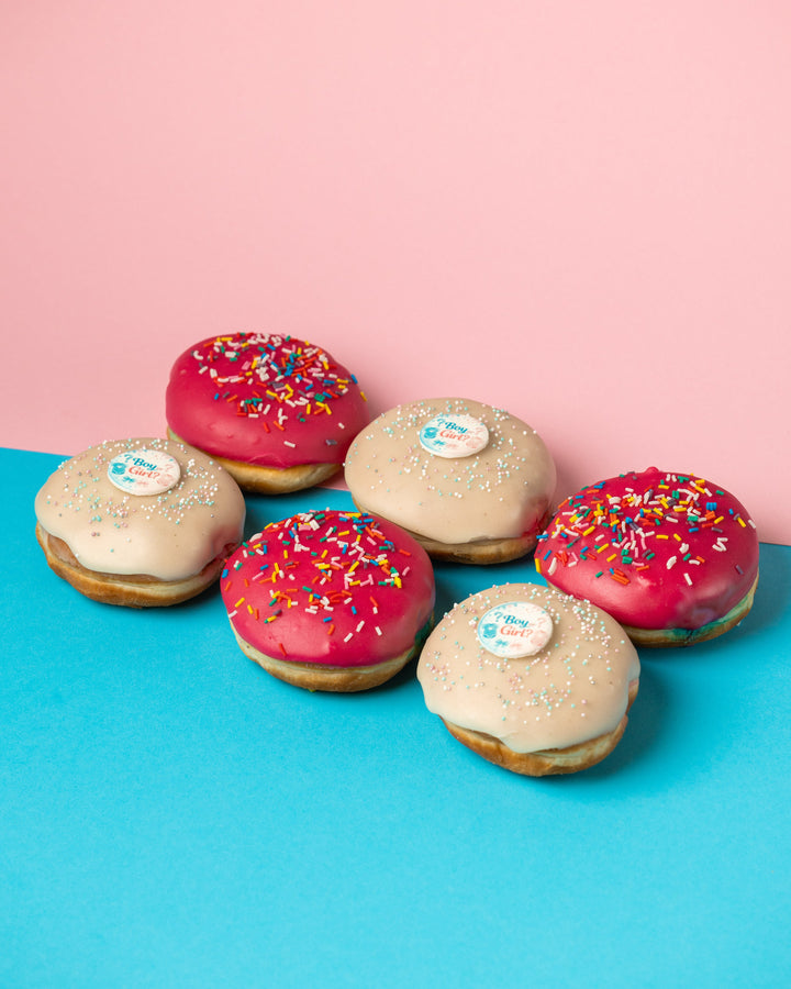 "Gender reveal" vegan doughnut gift box