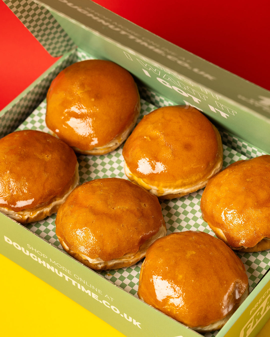 "Crème brûlée" vegan doughnut gift box