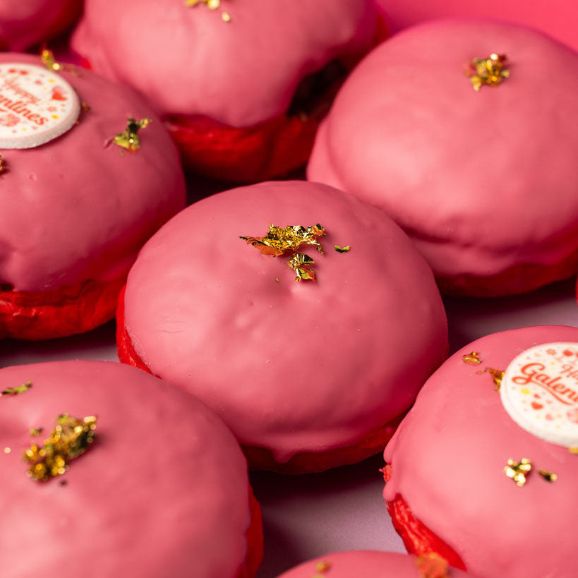 “Galentine's Special” mini doughnut gift box (VG)