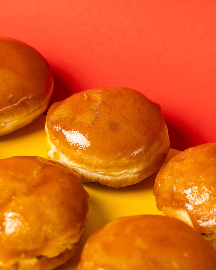 "Crème brûlée" vegan doughnut gift box