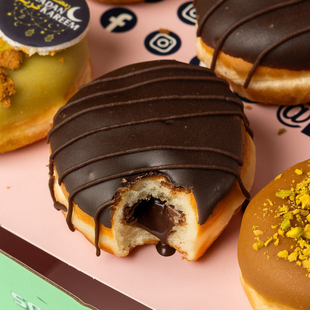 “Ramadan Special” mini-doughnut gift box
