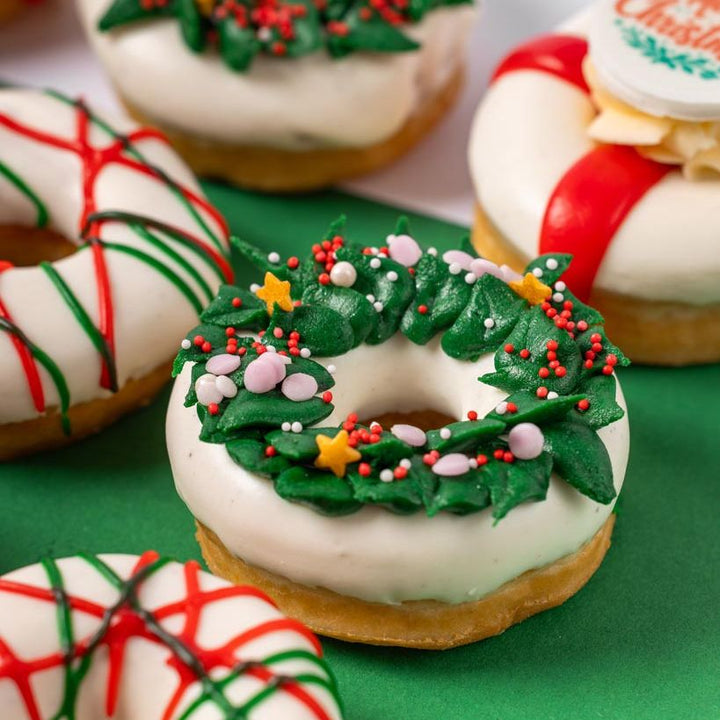 60 Christmas mini doughnuts gift box