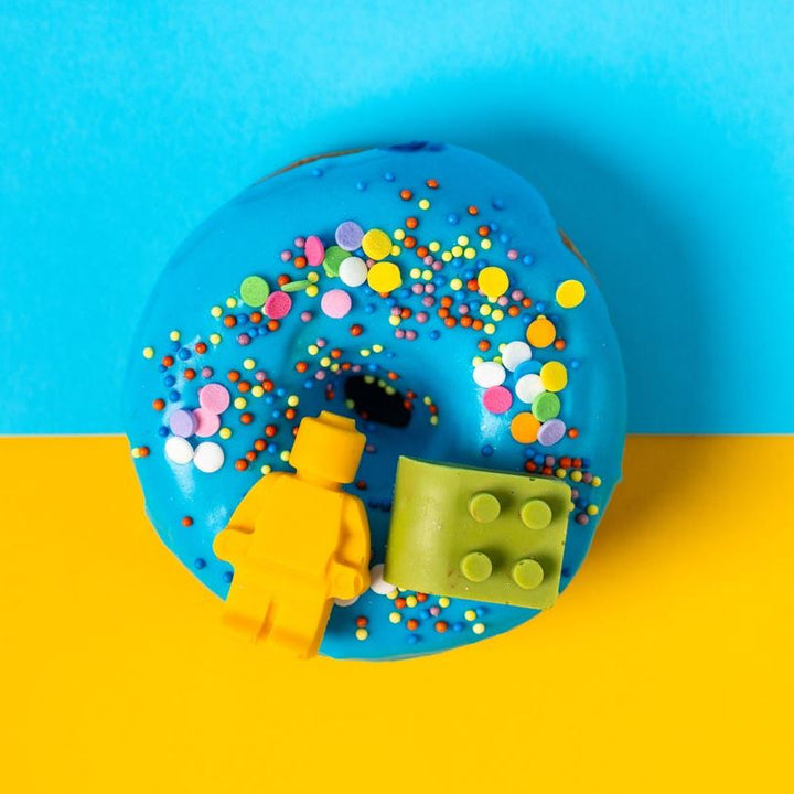"Brick Party" doughnut gift box