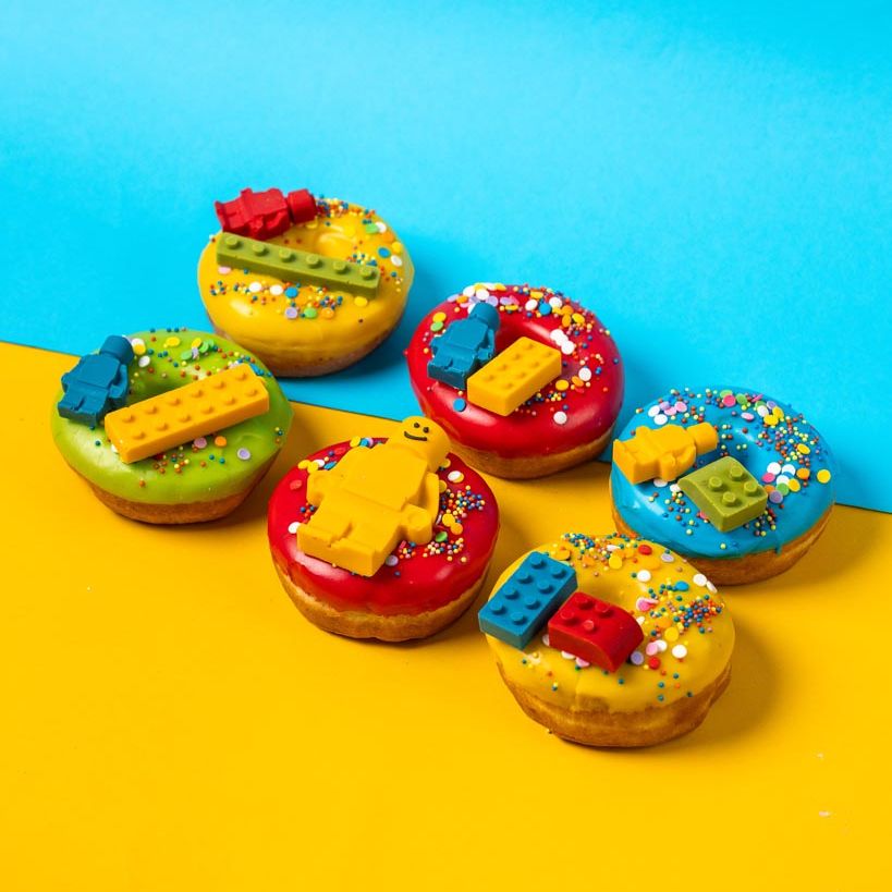 "Brick Party" doughnut gift box