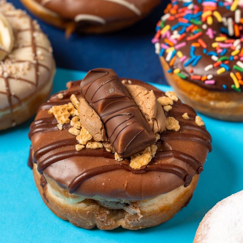 "Chocoholics" doughnut gift box
