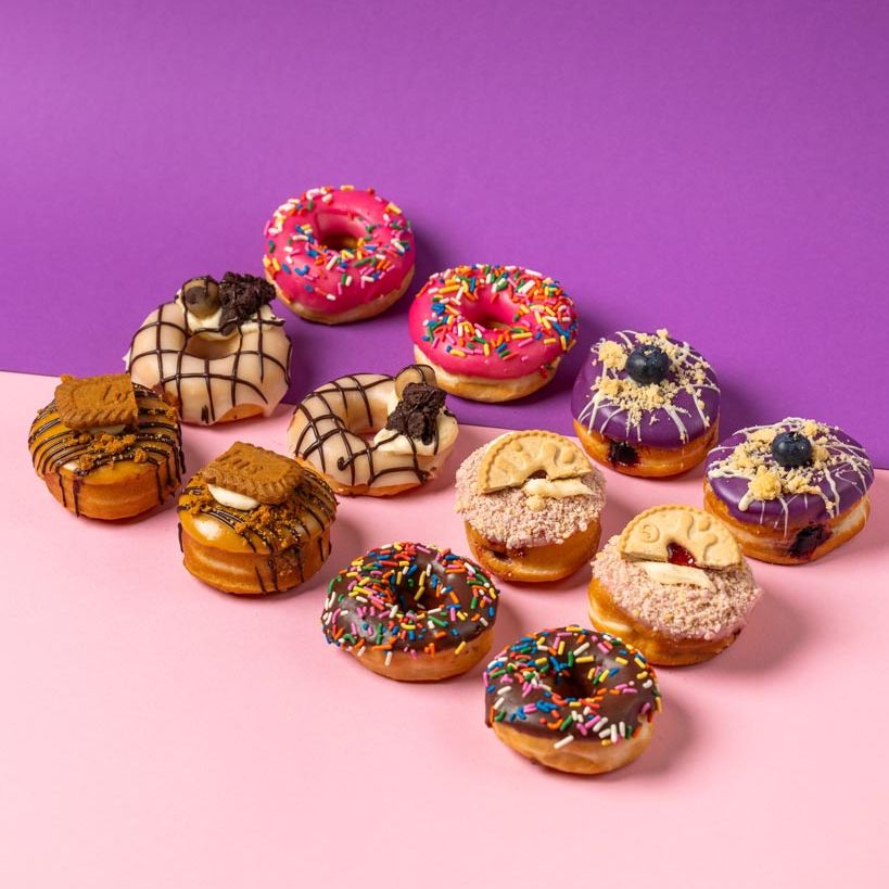 "Party box XL" vegan mini doughnut party box – 60 mini doughnuts