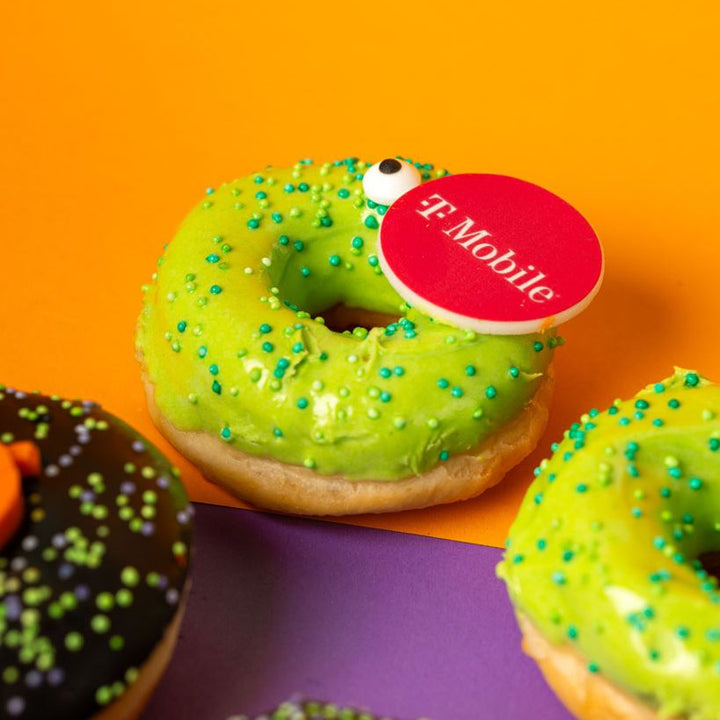 "Halloween office box XL" – 60 vegan mini doughnuts