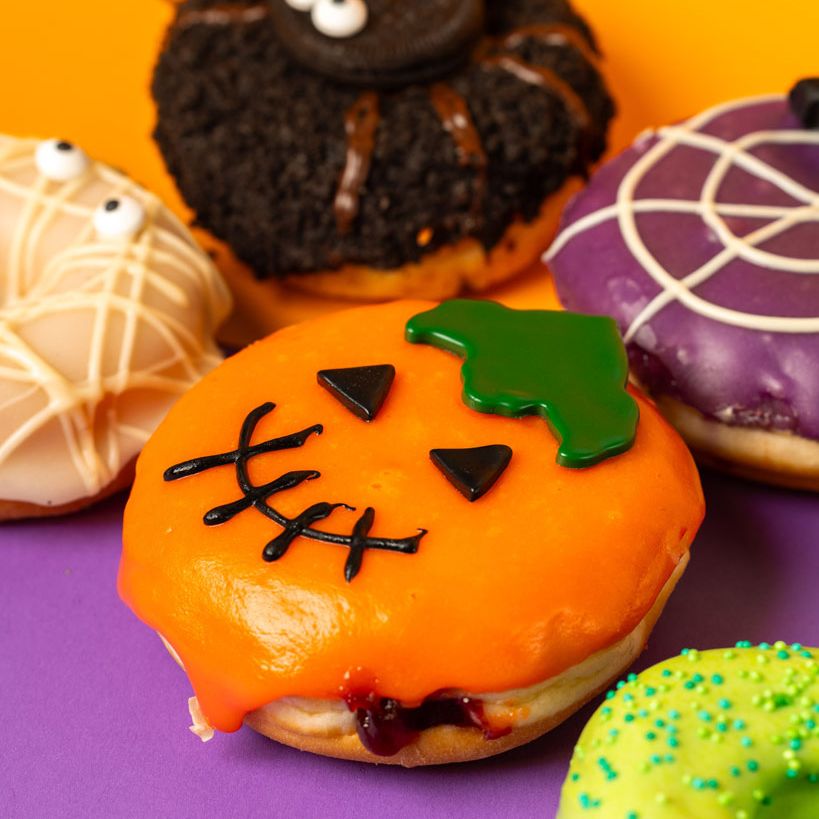 "Vegan Halloween" doughnut gift box