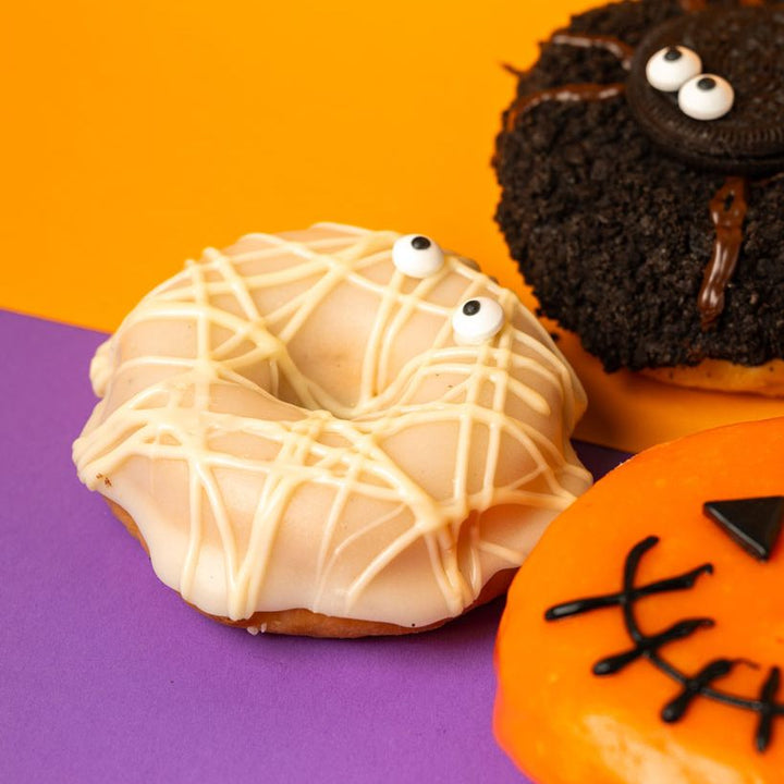 "Vegan Halloween" doughnut gift box