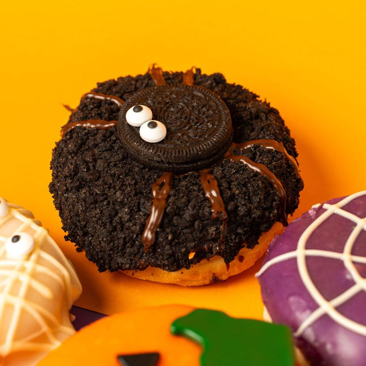 "Vegan Halloween" doughnut gift box