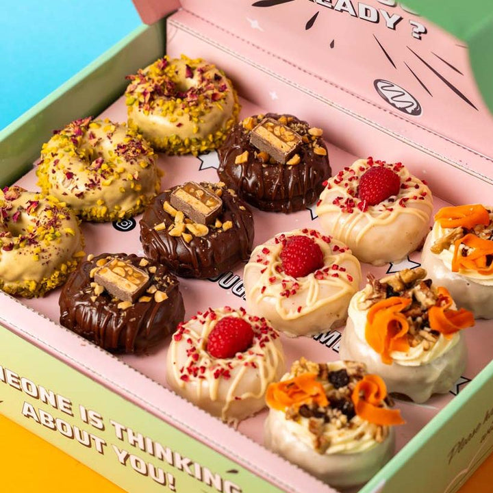 "Baked All-Stars" gluten-friendly mini cake doughnut gift box